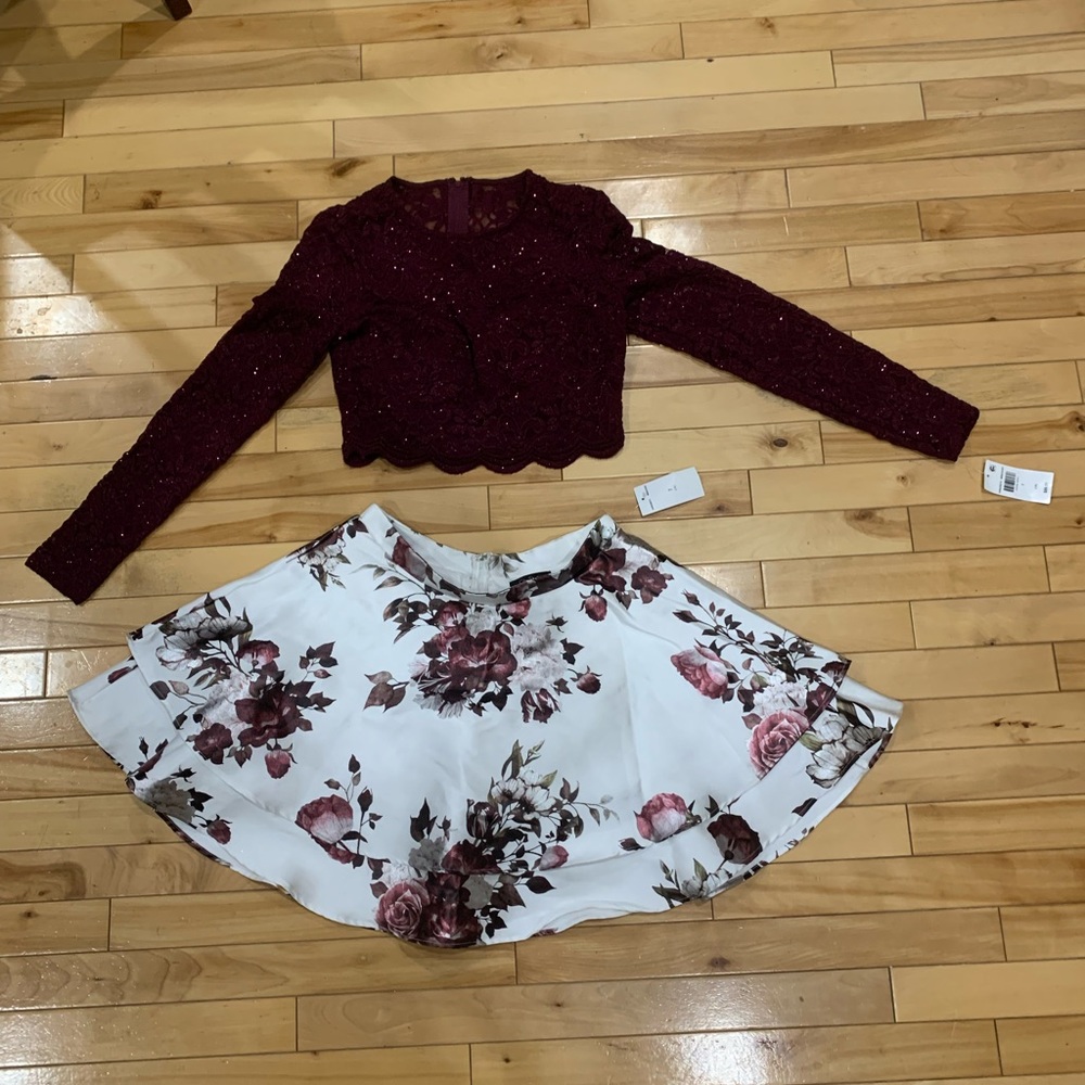 Holiday dress - Picture 2 of 6